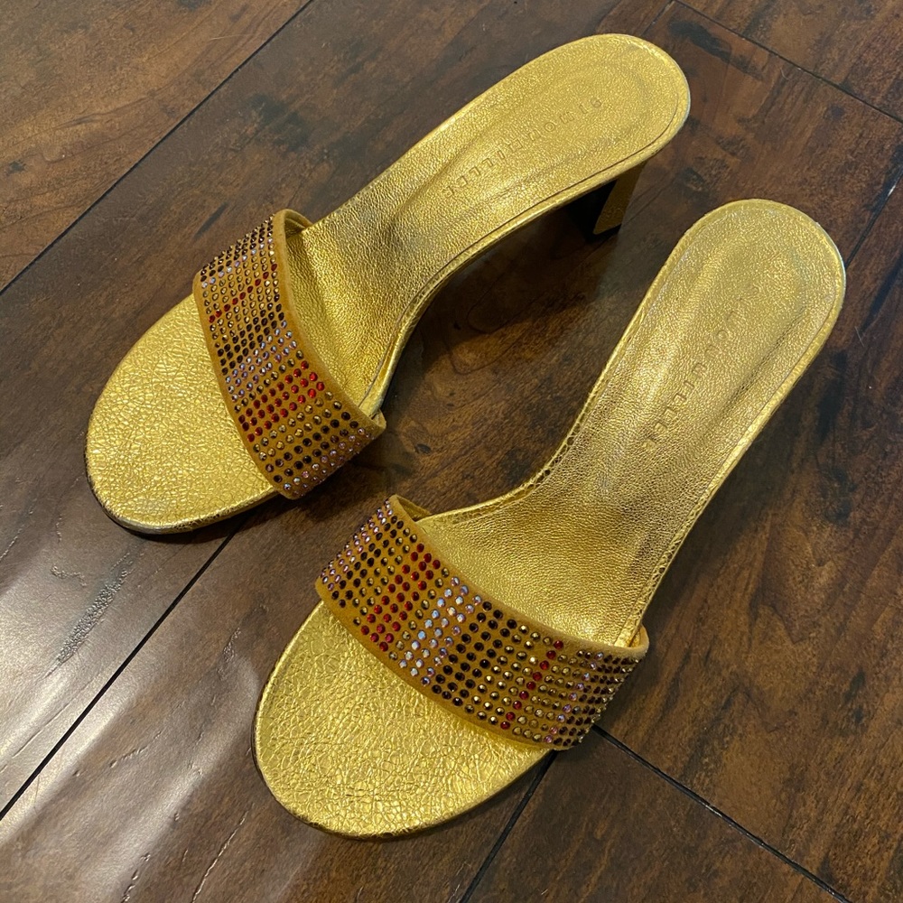 SIMON MILLER ONE OF A KIND HEEL